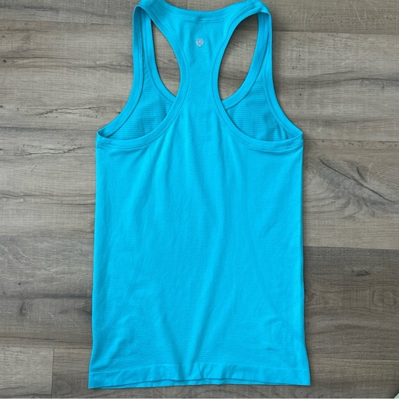 Lululemon Running Tank Top Women 4 Blue Metal Vent Tech Sleeveless Top - Picture 5 of 6